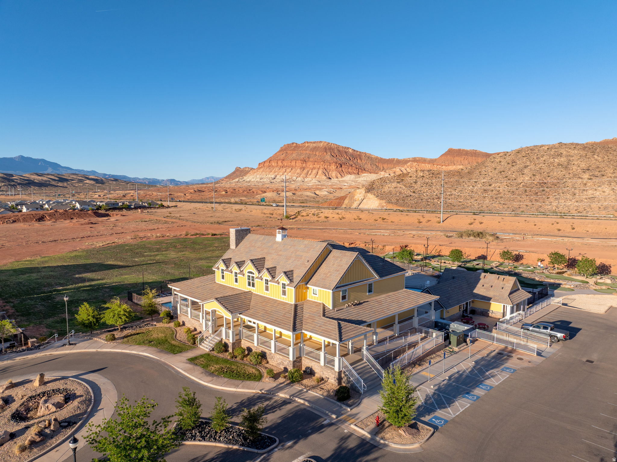 LAKESIDE STUCKI FARMS - Residential