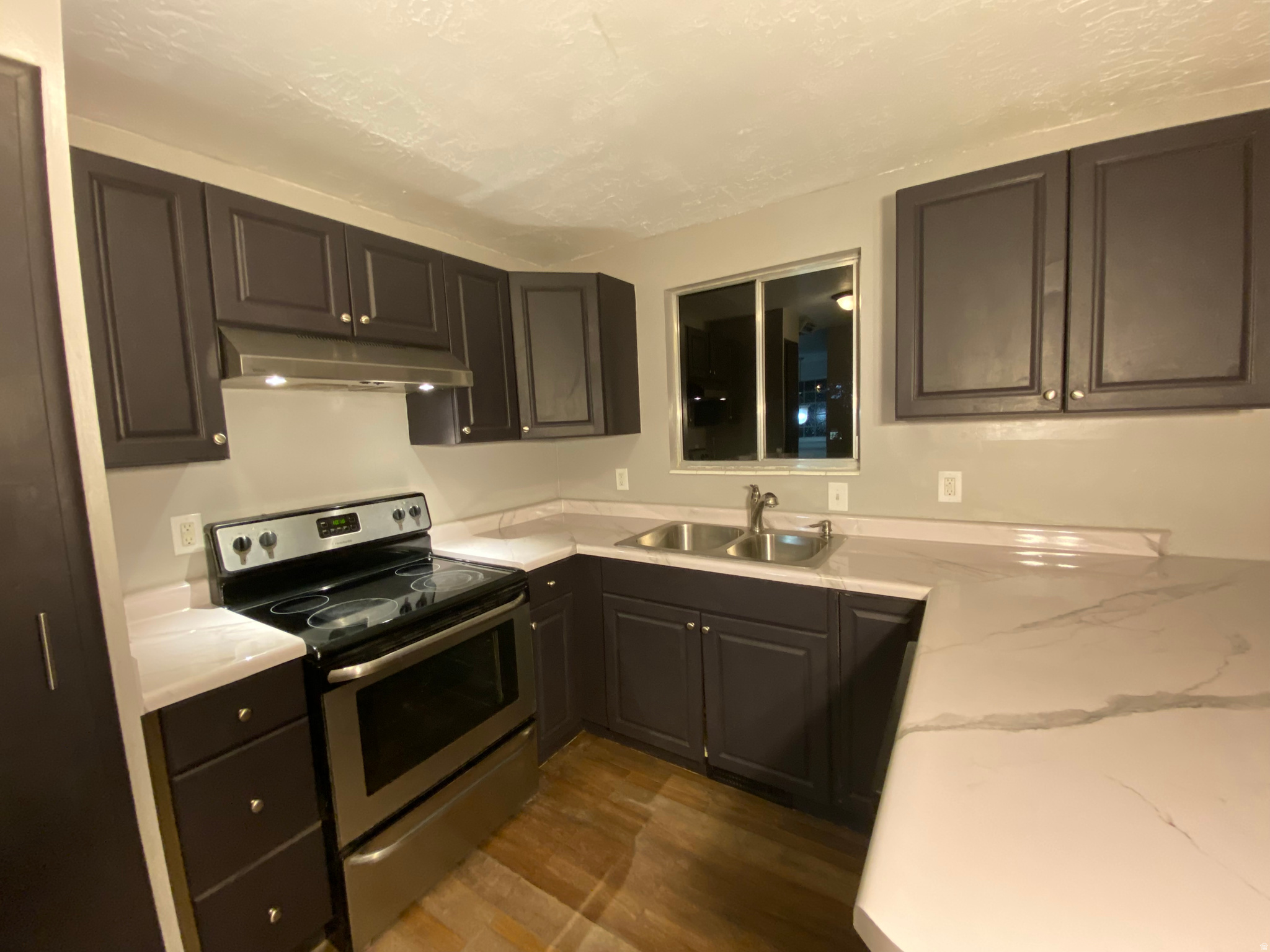 PURPLE HILLS - Residential