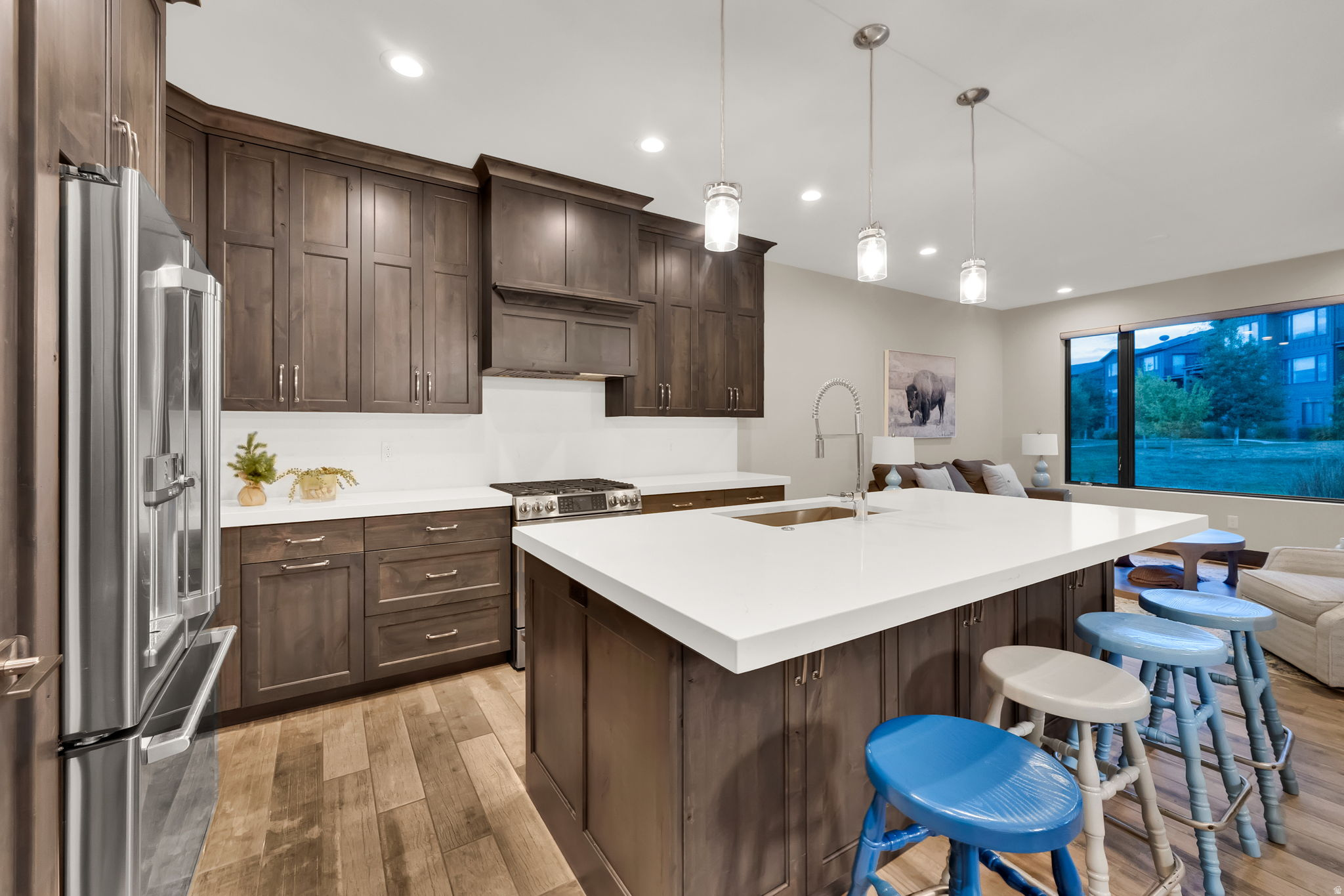 EDGEWATER - Residential Lease