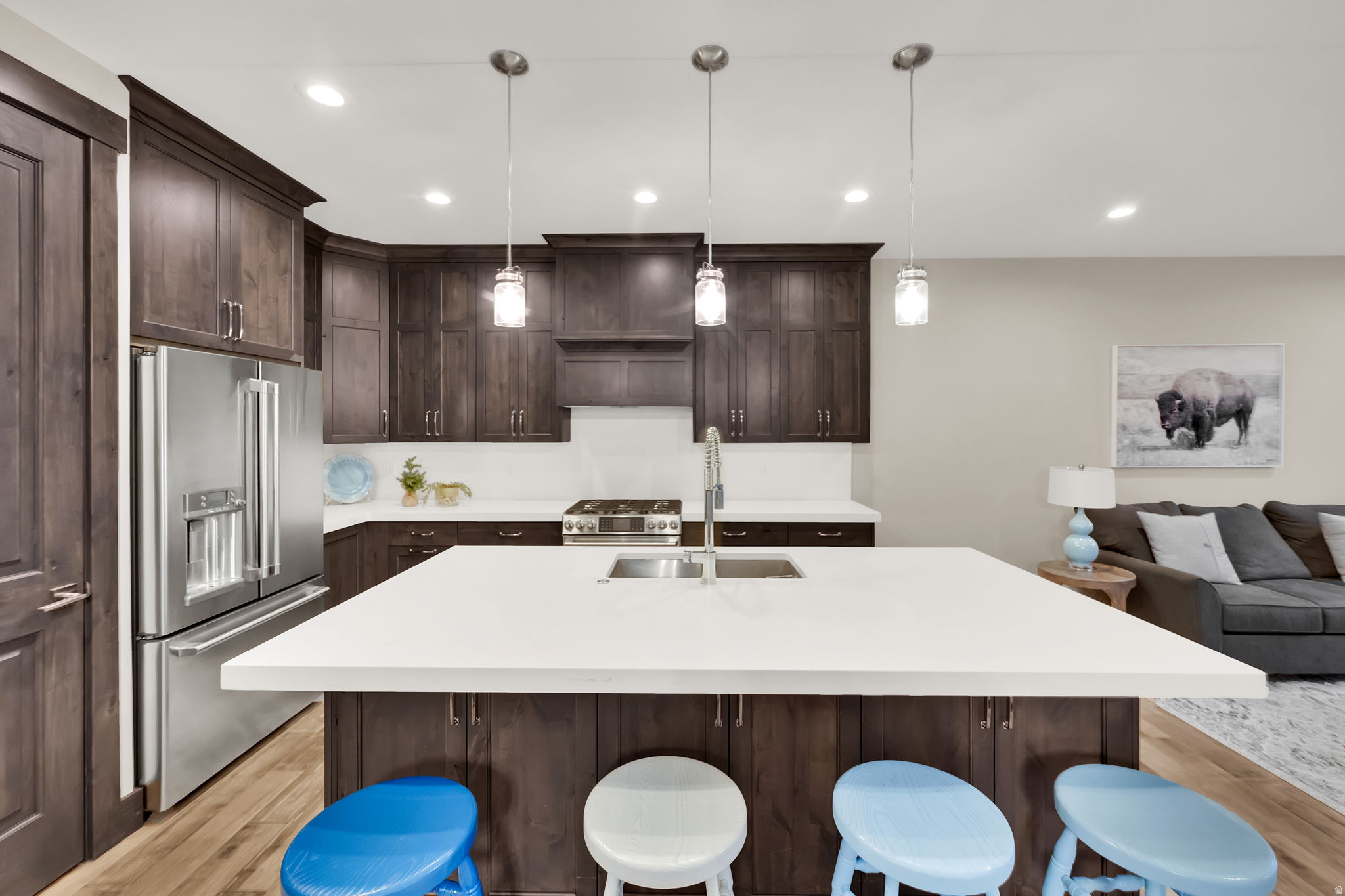 EDGEWATER - Residential Lease