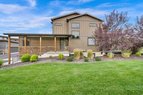 Photo of 6357 E 820 S, Huntsville, UT 84317 (MLS # 2147287)