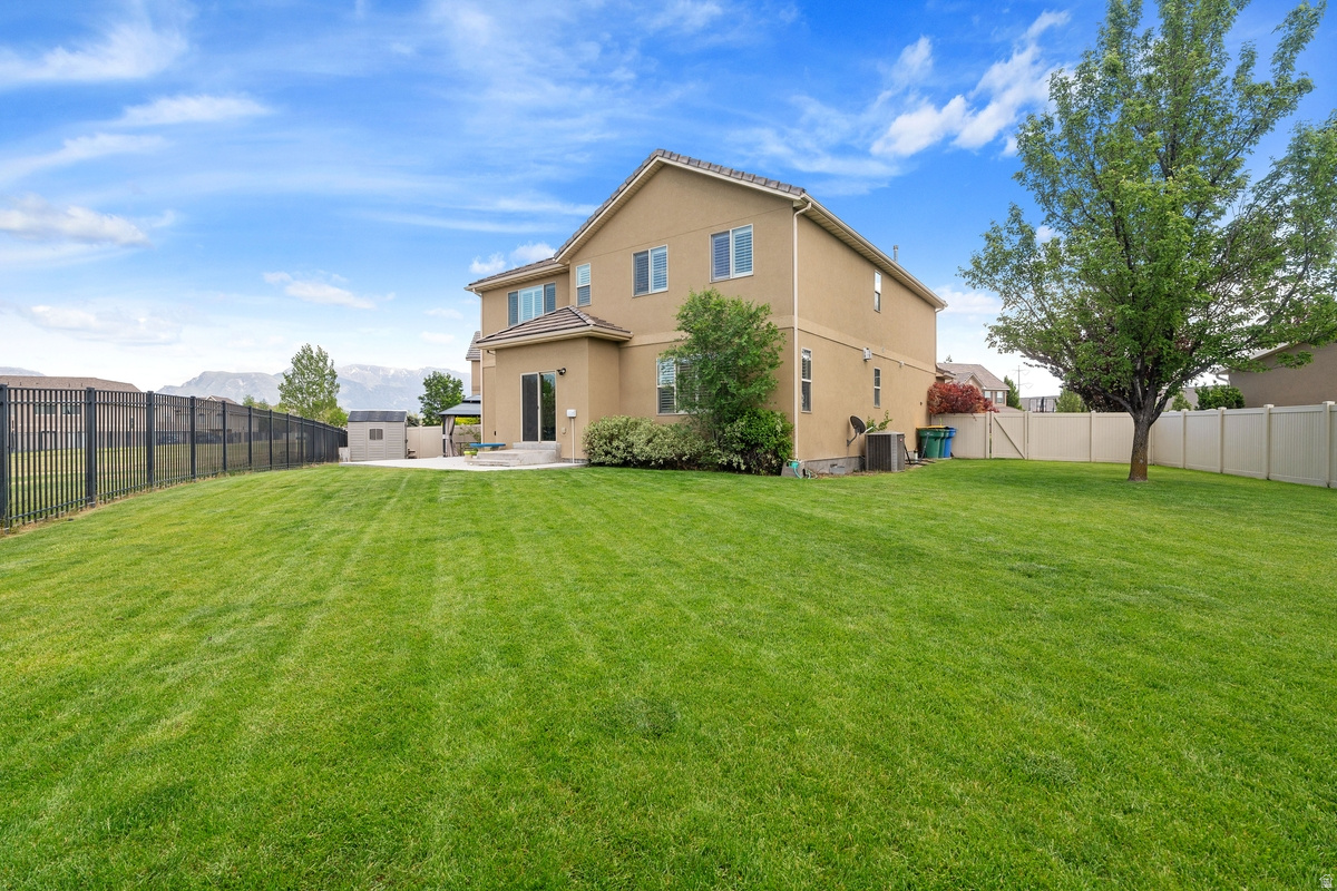 GRAY'S FARM - Residential