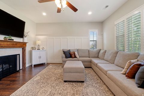Tiny photo for 260 S 2275 W, Lehi, UT 84043 (MLS # 2161444)