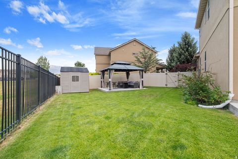 Tiny photo for 260 S 2275 W, Lehi, UT 84043 (MLS # 2161444)