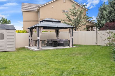 Tiny photo for 260 S 2275 W, Lehi, UT 84043 (MLS # 2161444)