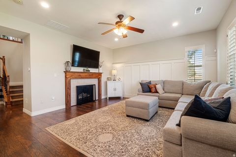 Tiny photo for 260 S 2275 W, Lehi, UT 84043 (MLS # 2161444)