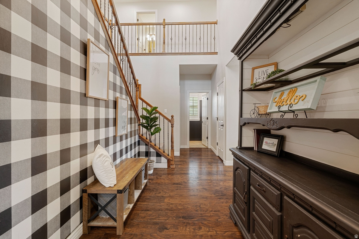 GRAY'S FARM - Residential