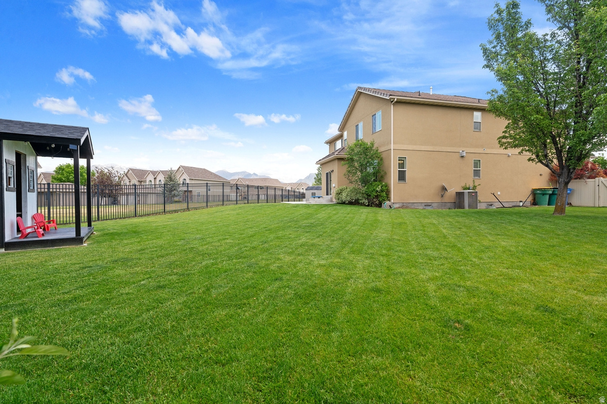 GRAY'S FARM - Residential