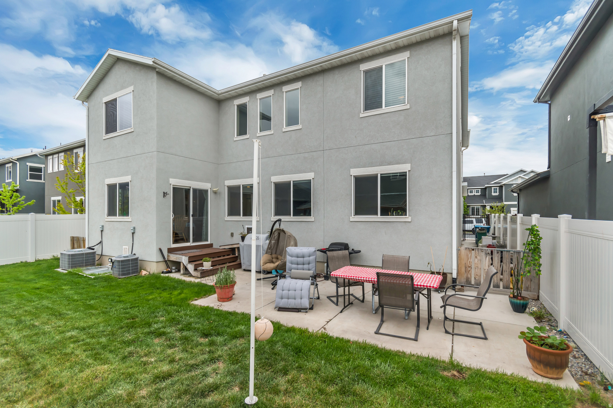 CASCADE AT WATERS EDGE - Residential