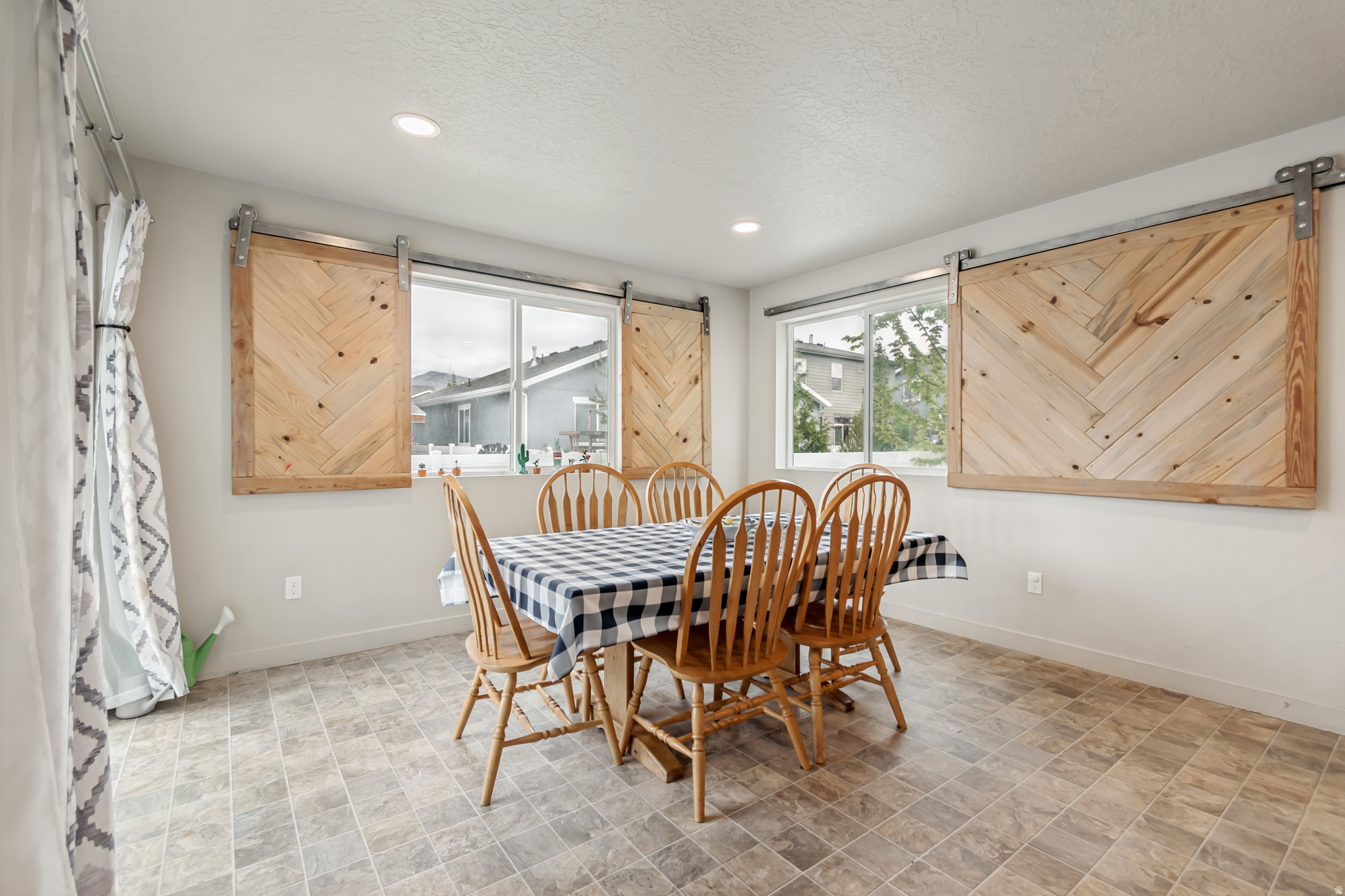 CASCADE AT WATERS EDGE - Residential