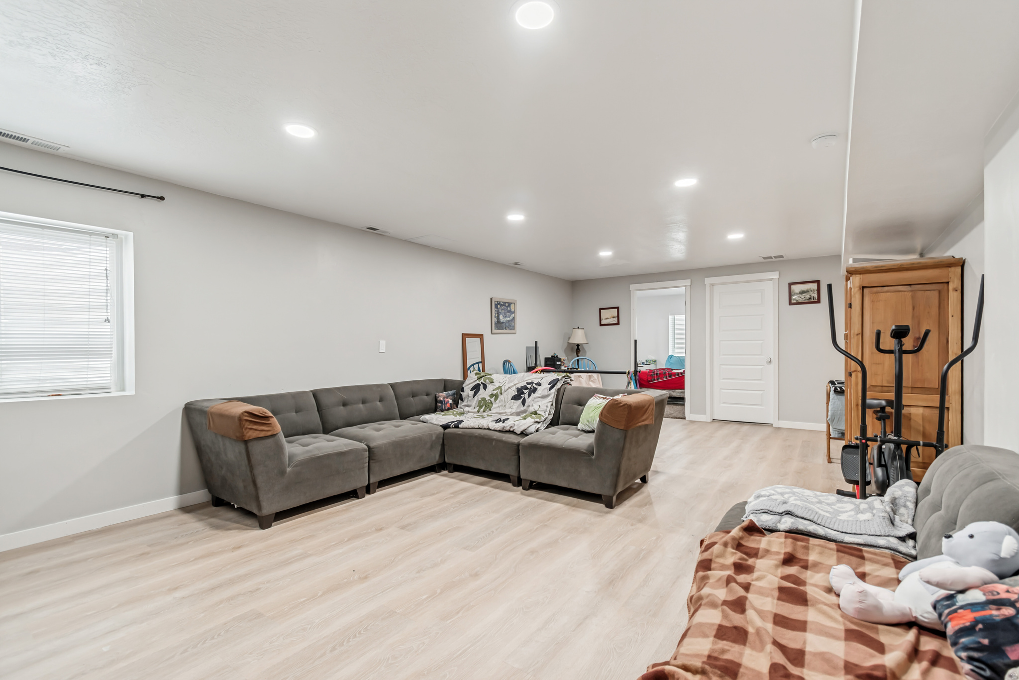 CASCADE AT WATERS EDGE - Residential