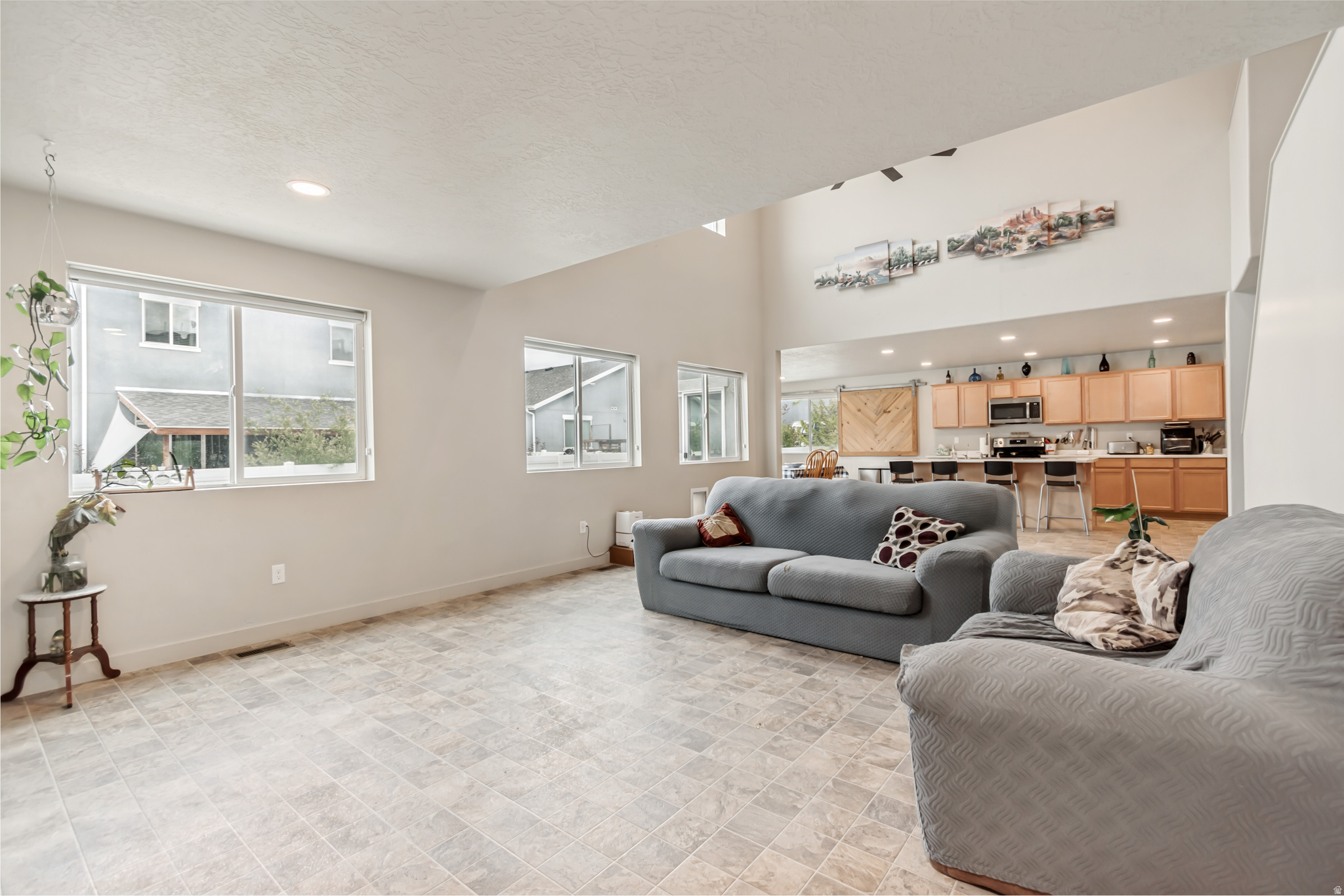 CASCADE AT WATERS EDGE - Residential