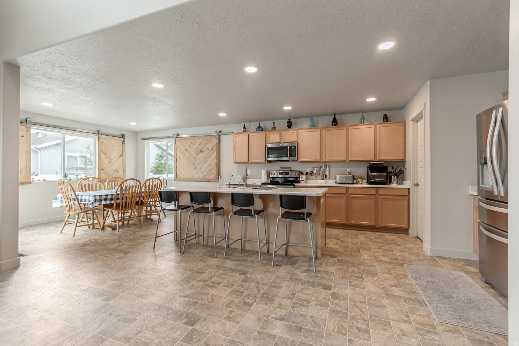 CASCADE AT WATERS EDGE - Residential