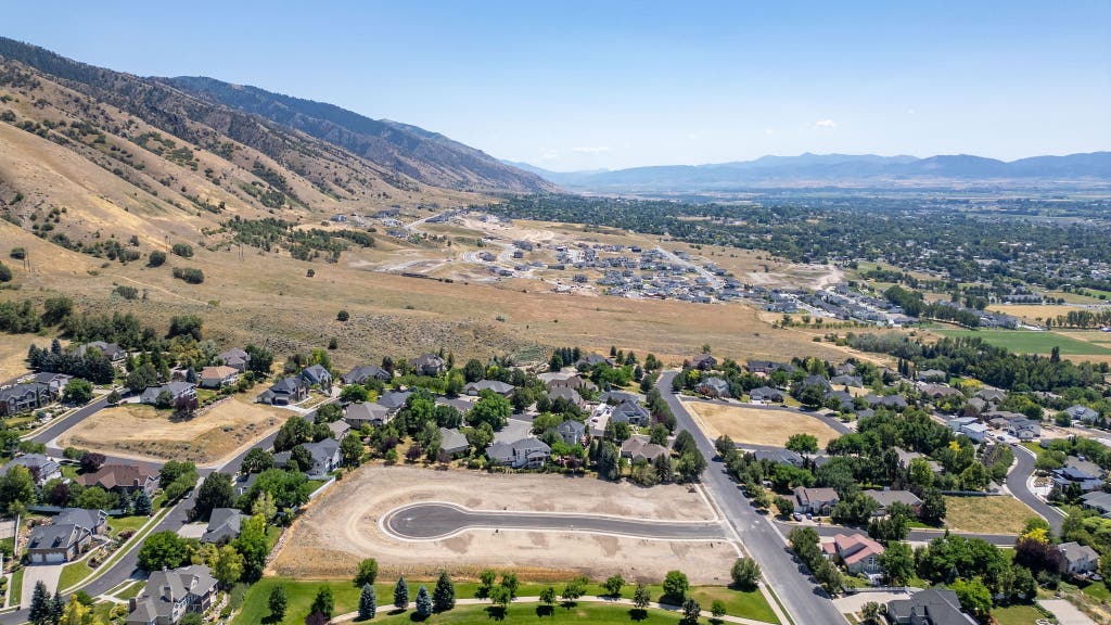 Photo of 1473 RED FOX CT #4, Logan, UT 84321 (MLS # 2172308)
