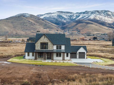 Tiny photo for 439 S 7900 E #11, Huntsville, UT 84317 (MLS # 2127330)