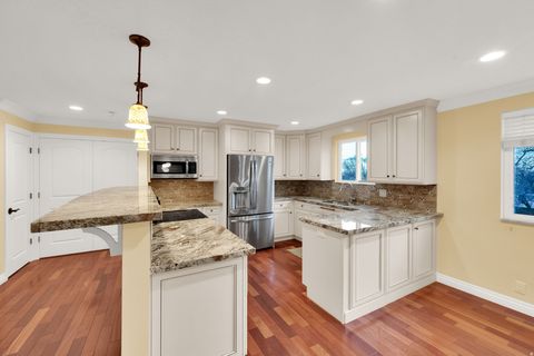 Tiny photo for 3217 E NUTREE DR, Cottonwood Heights, UT 84121 (MLS # 2124170)