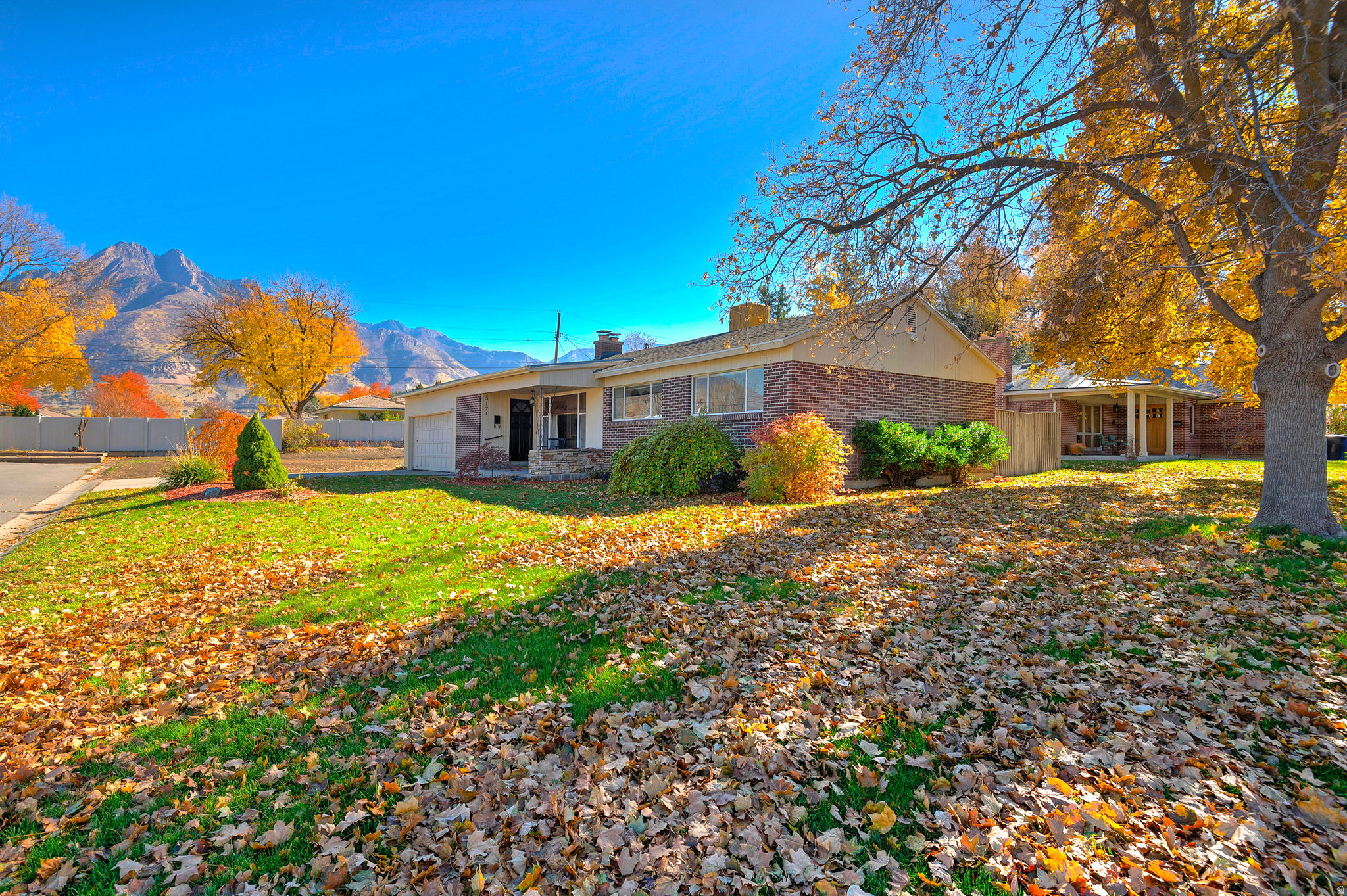 COTTONWOOD MEADOWS - Residential