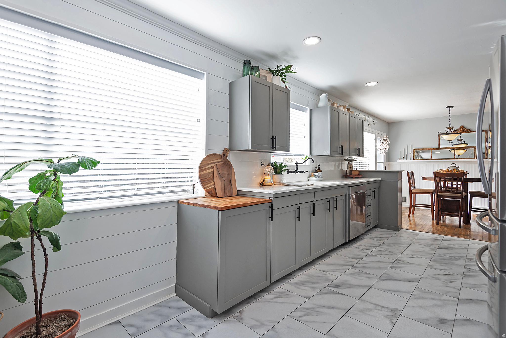 COTTONWOOD MEADOWS - Residential