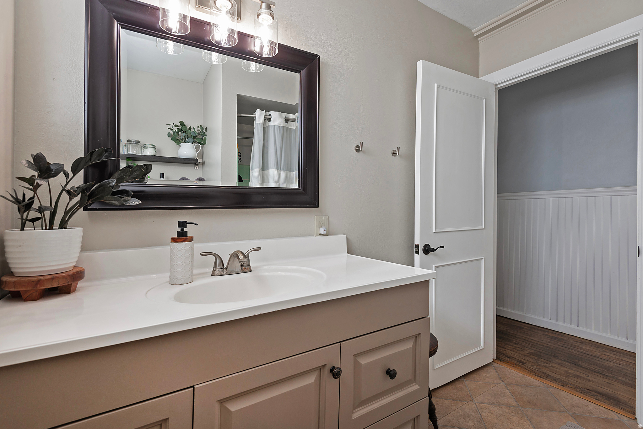 COTTONWOOD MEADOWS - Residential