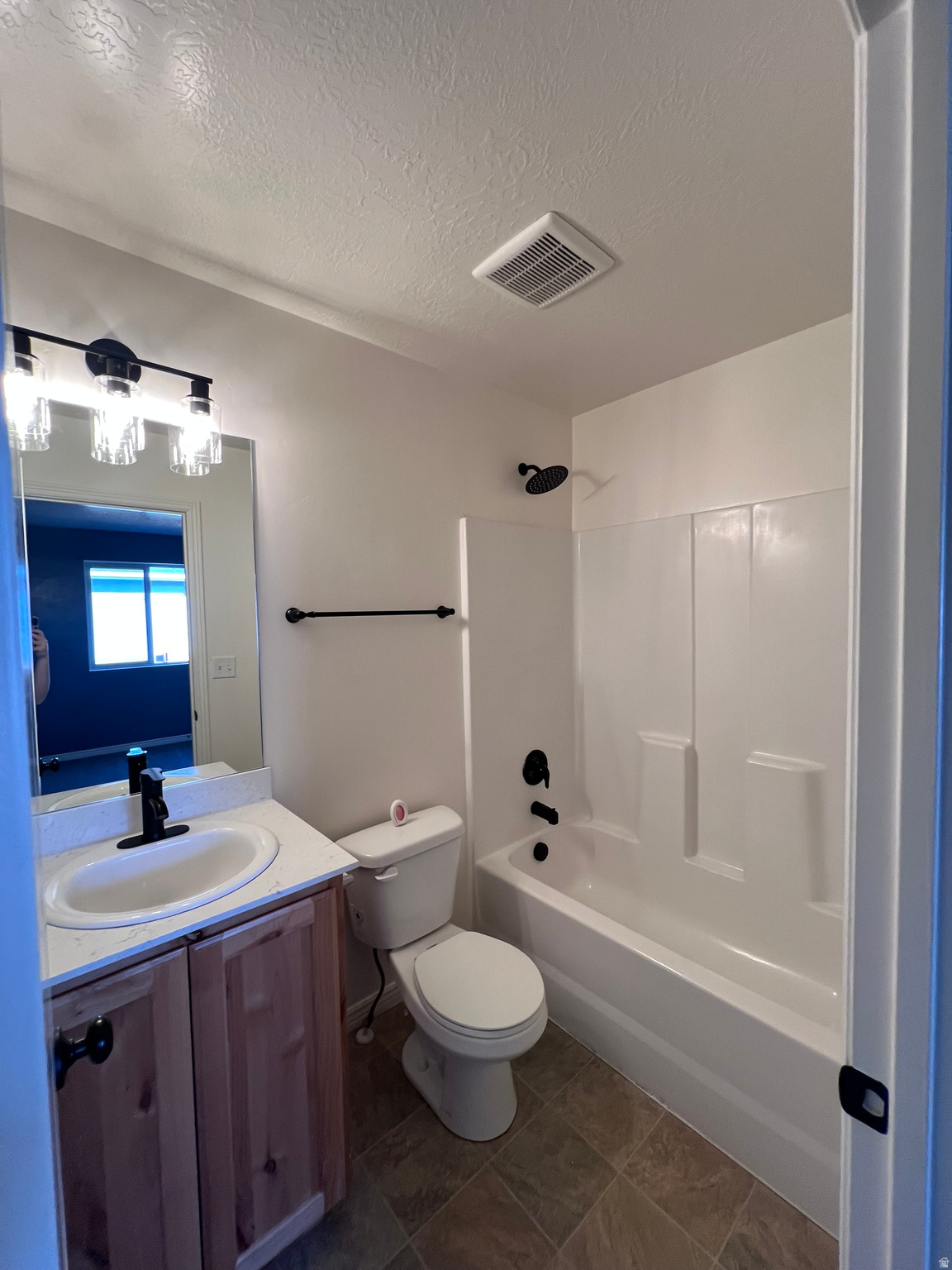 RIDGE - Residential Lease