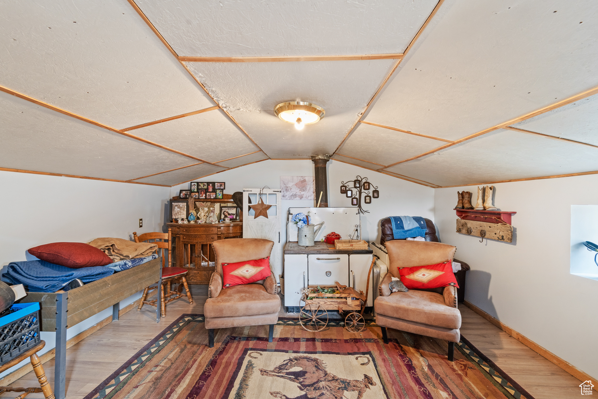 YOUNG PROPERTY - Residential