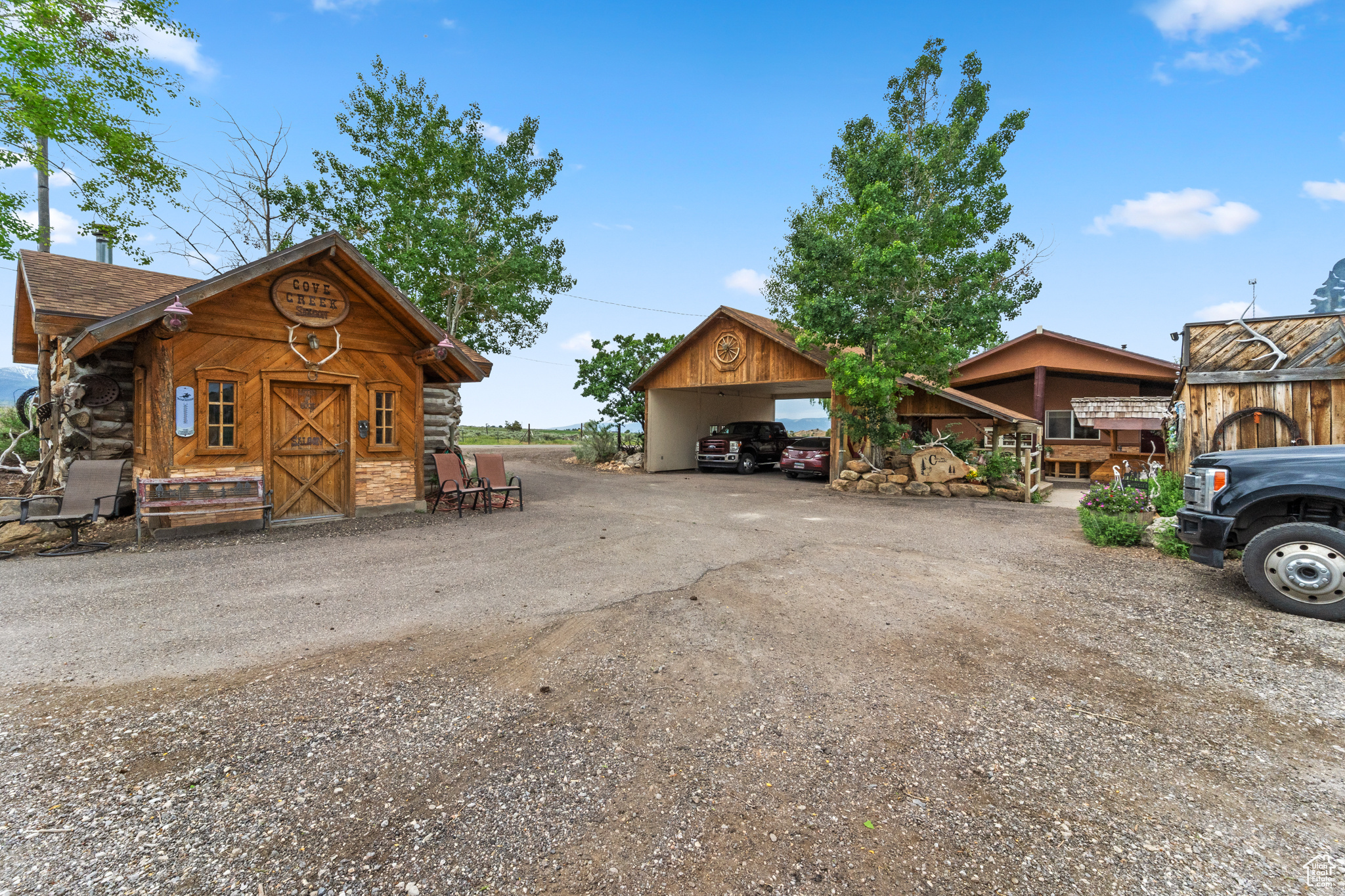 YOUNG PROPERTY - Residential