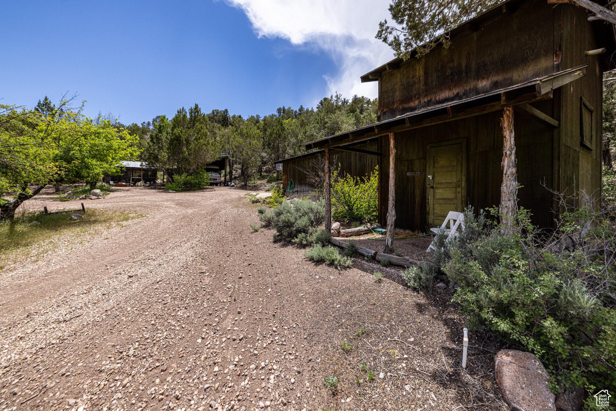 1298 S 1500, New Harmony, Utah image 47