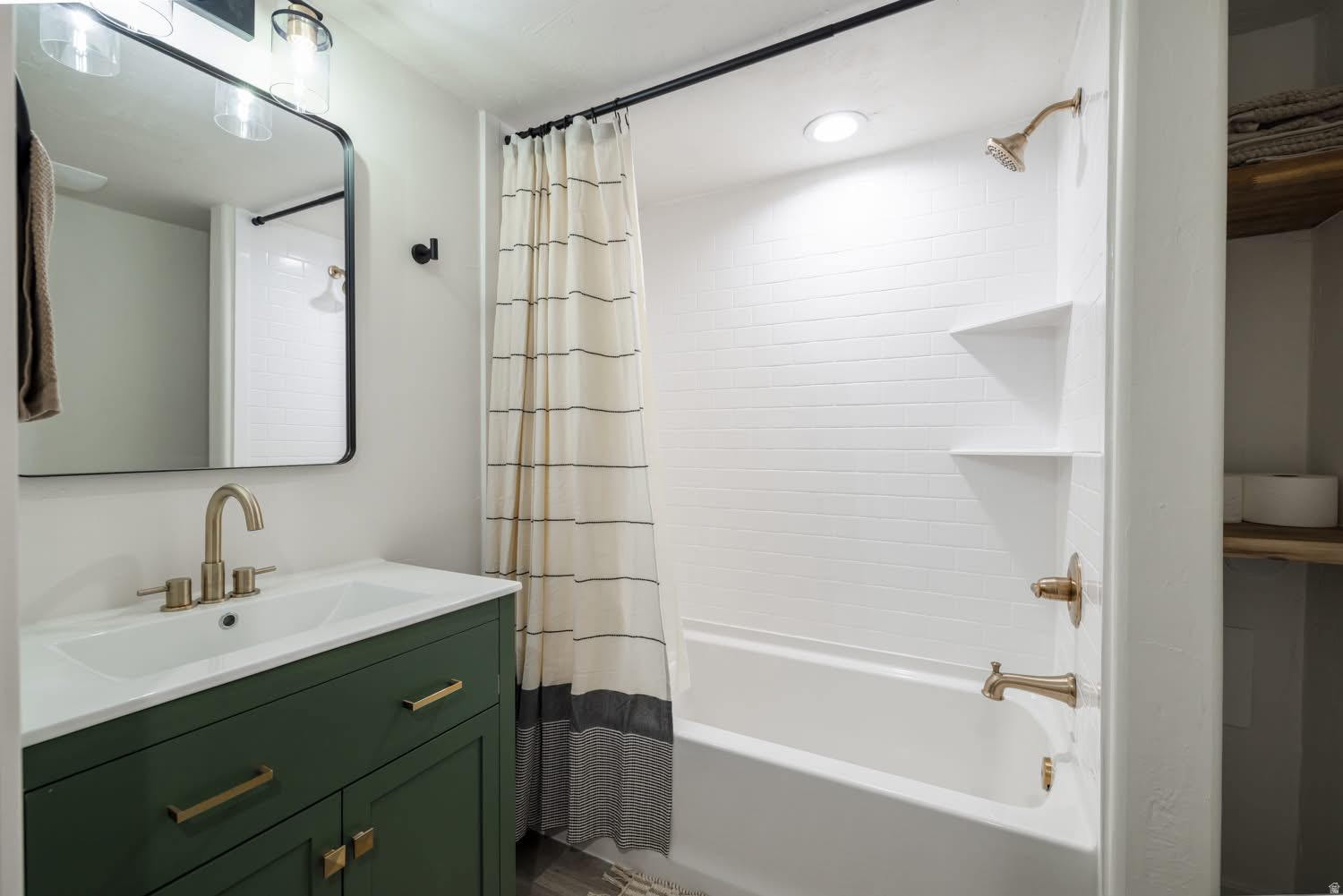 CALDER-ASHTON ADDITION - Residential