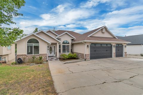 Tiny photo for 2154 E WASATCH BLVD, Sandy, UT 84092 (MLS # 2121276)