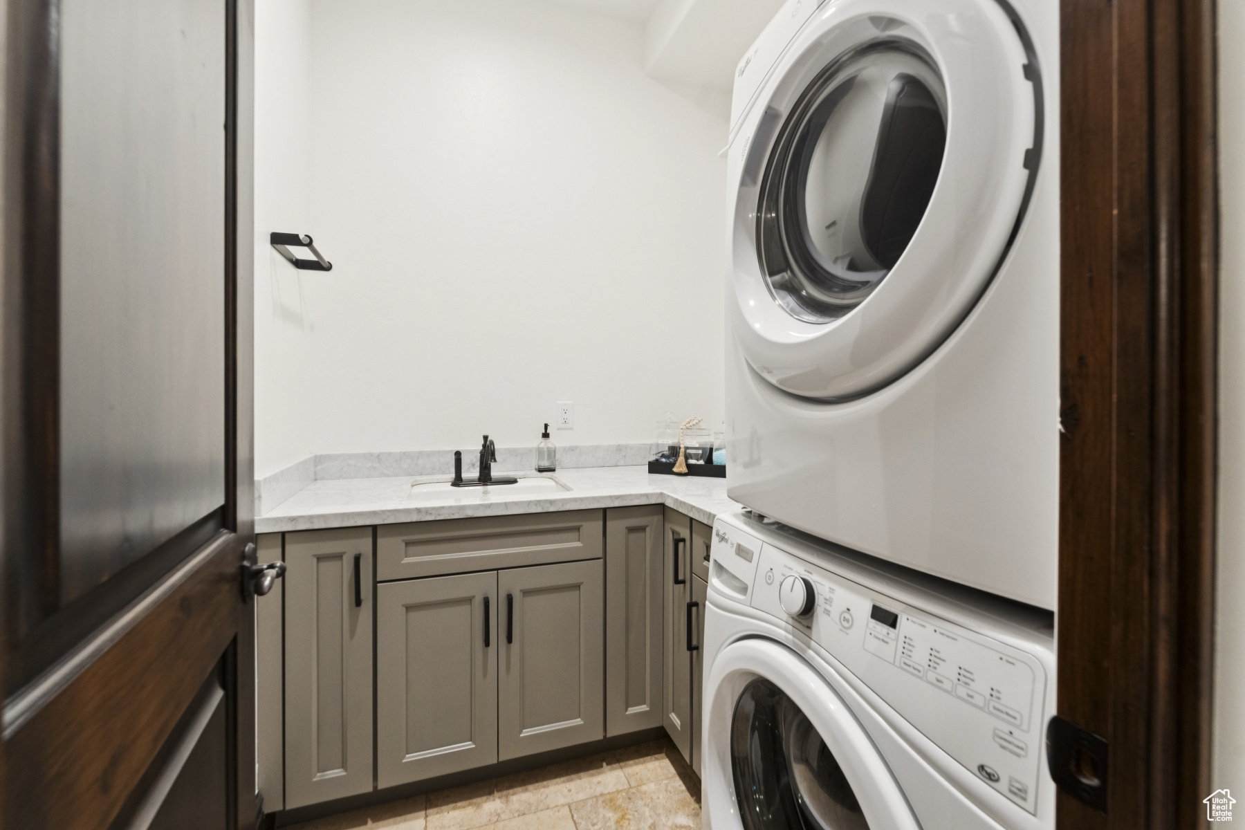 Park City, Utah 84098, United States, 4 Bedrooms Bedrooms, ,4 BathroomsBathrooms,Residential,Active,187726