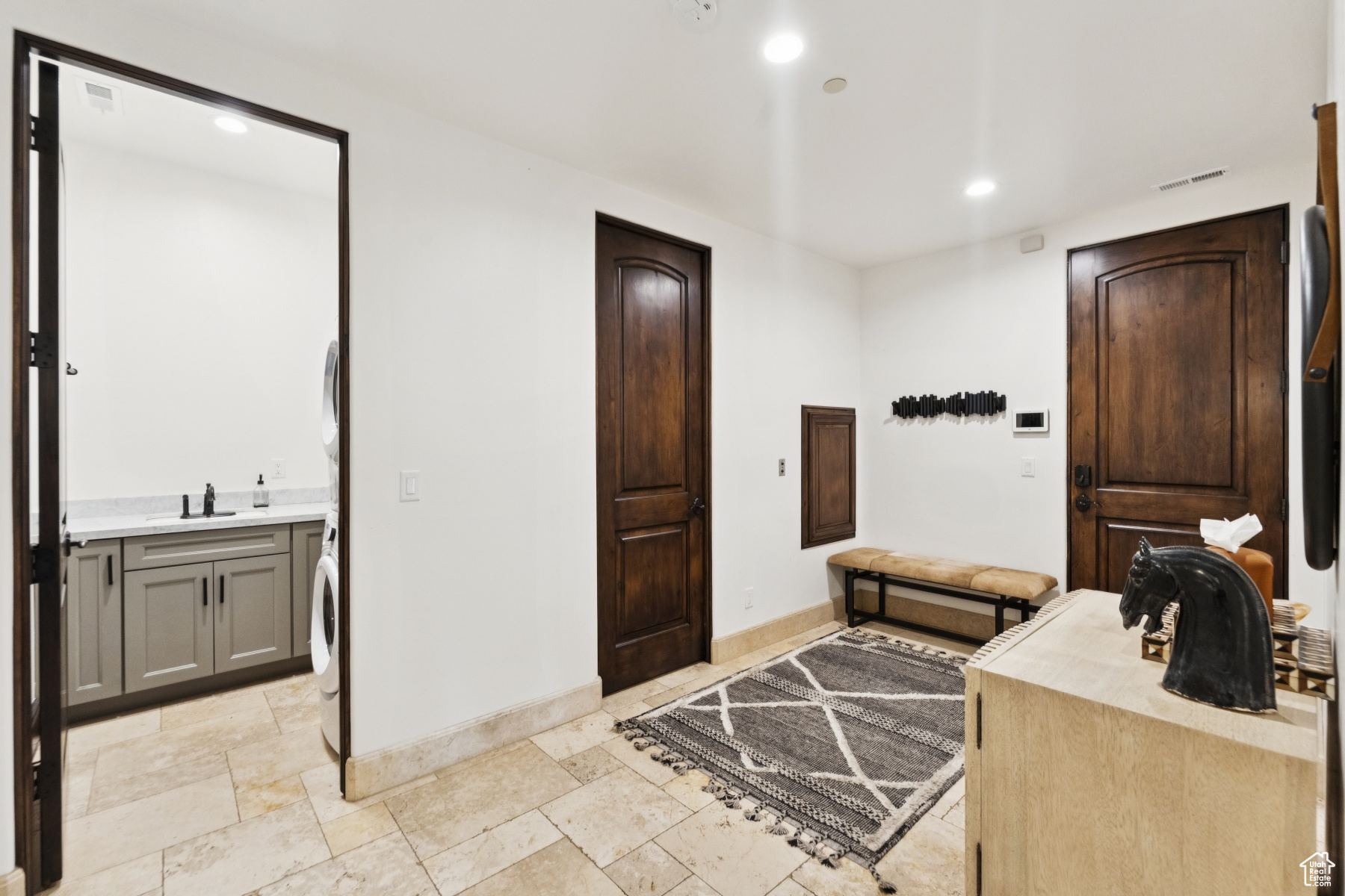 Park City, Utah 84098, United States, 4 Bedrooms Bedrooms, ,4 BathroomsBathrooms,Residential,Active,187726