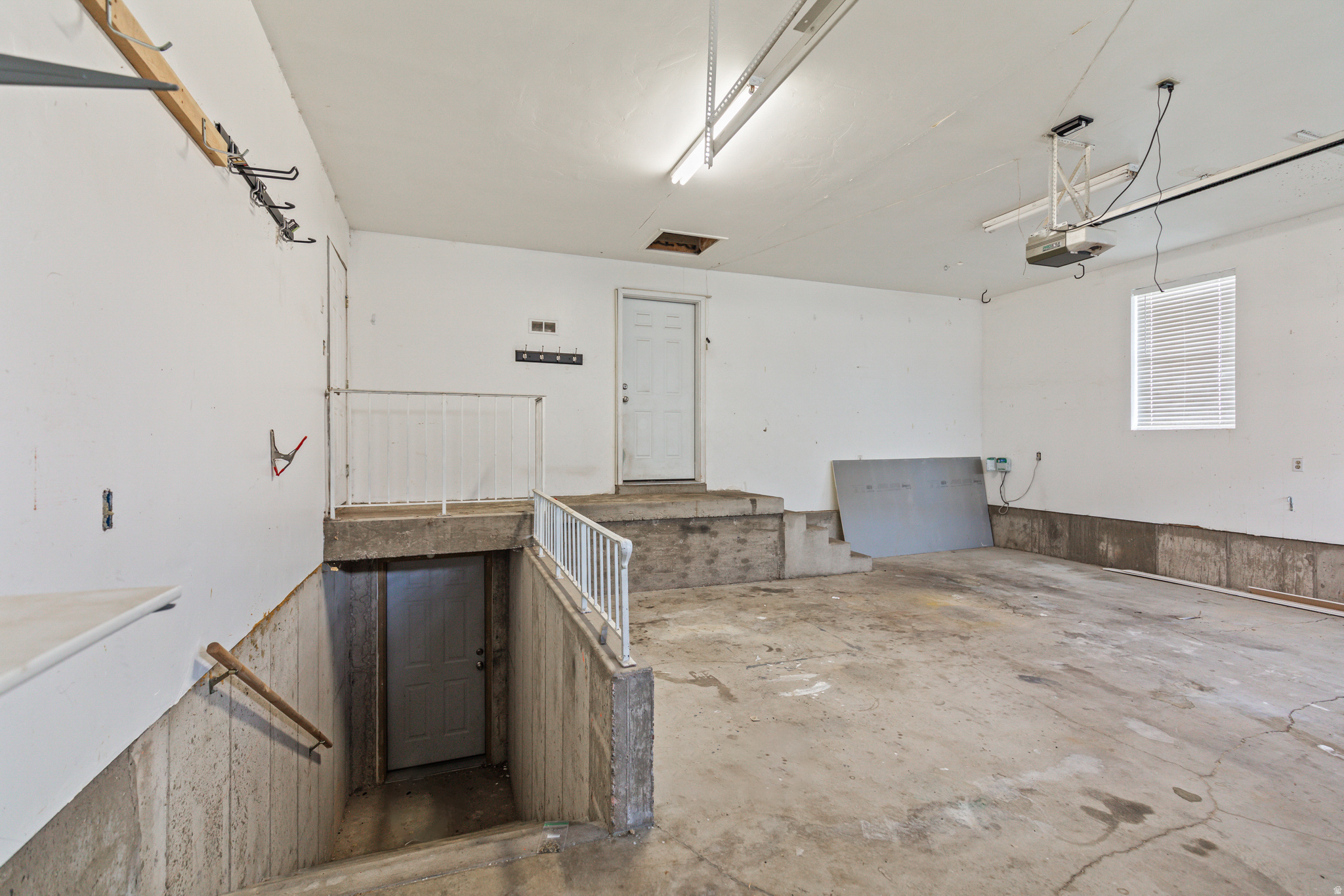 SUNSET NORTH - Residential