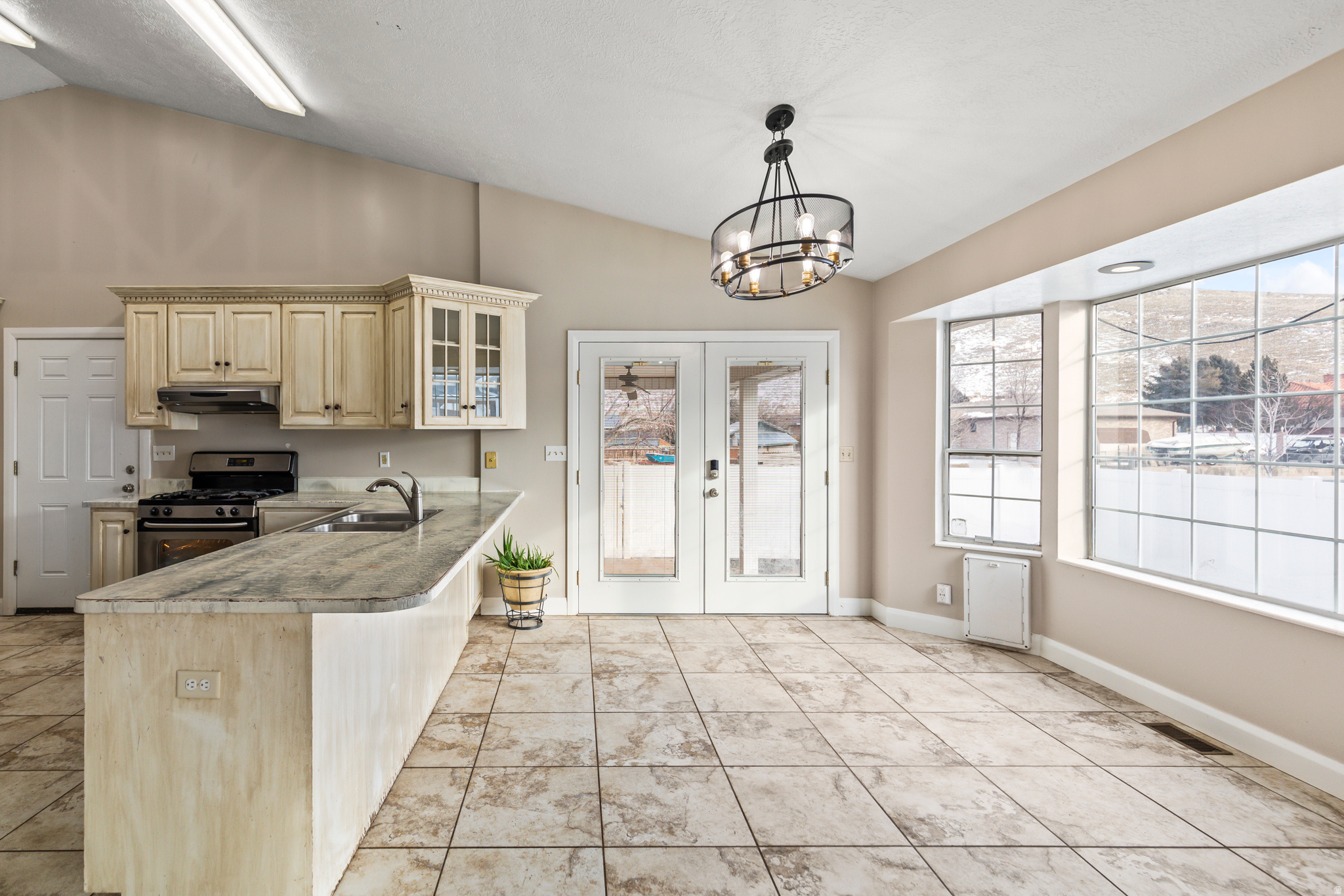 SUNSET NORTH - Residential