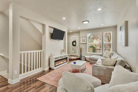 Tiny photo for 11386 S OKANOGAN LN, South Jordan, UT 84009 (MLS # 2128436)