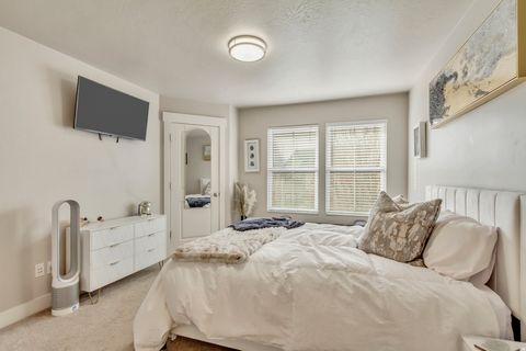 Tiny photo for 11386 S OKANOGAN LN, South Jordan, UT 84009 (MLS # 2128436)