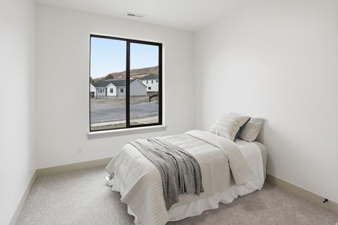 Tiny photo for 258 E 250 S, Richmond, UT 84333 (MLS # 2123562)