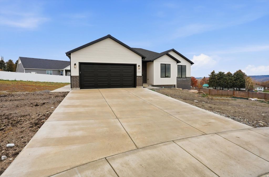 Photo of 258 E 250 S, Richmond, UT 84333 (MLS # 2123562)