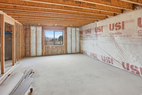 Tiny photo for 258 E 250 S, Richmond, UT 84333 (MLS # 2123562)