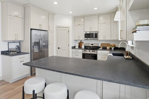 Tiny photo for 258 E 250 S, Richmond, UT 84333 (MLS # 2123562)