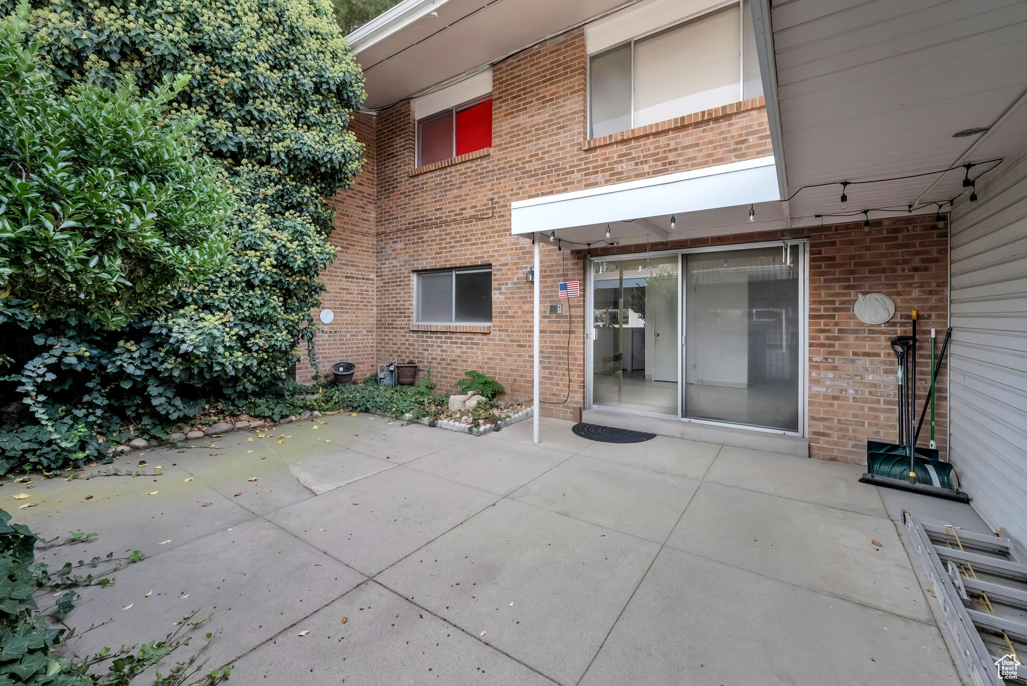 THREE FOUNTAINS - Residential
