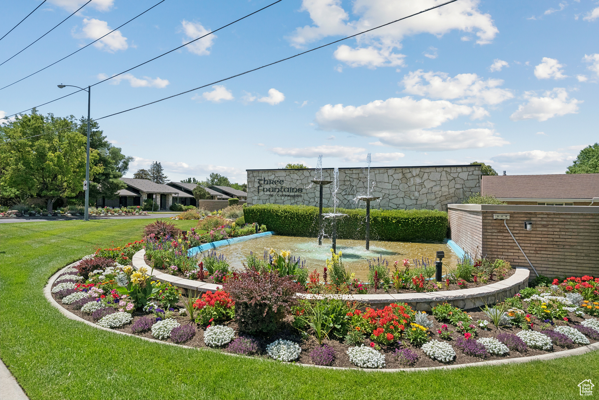 THREE FOUNTAINS - Residential