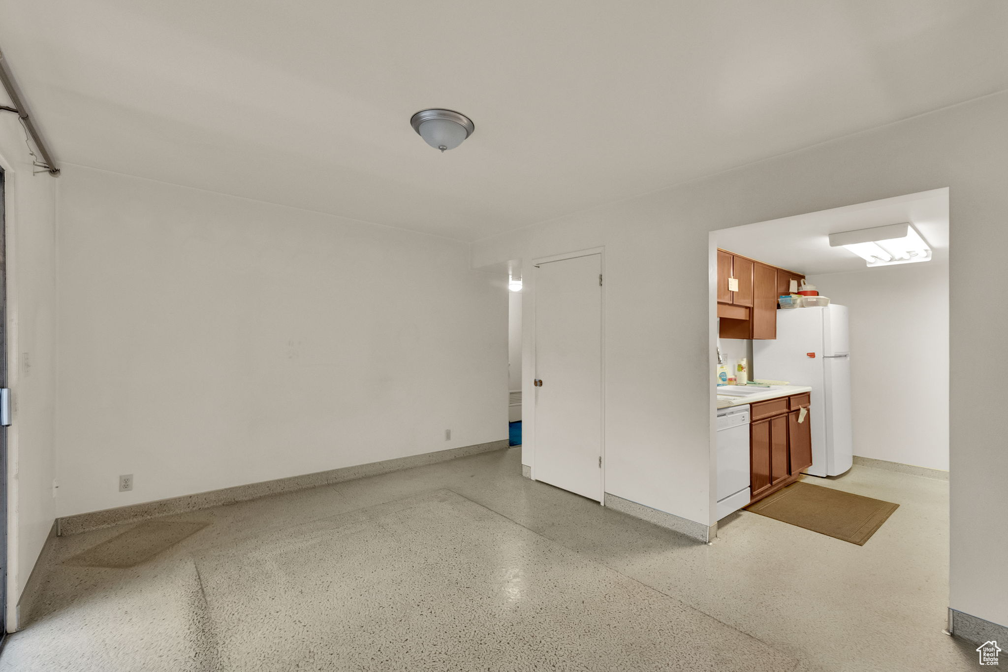 THREE FOUNTAINS - Residential