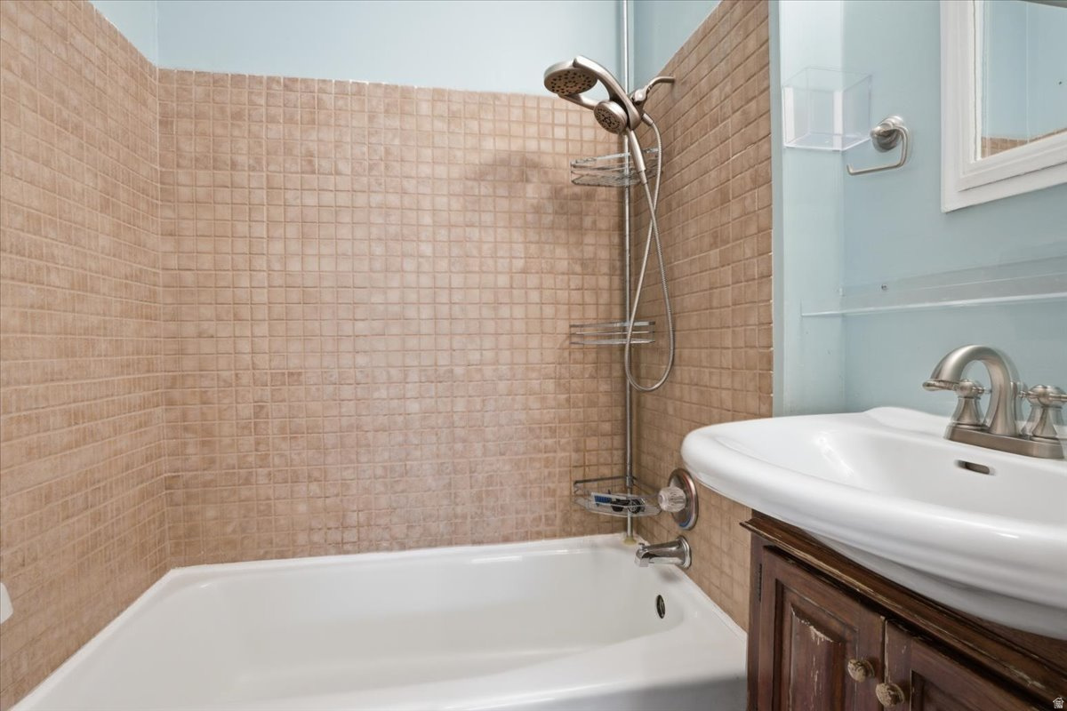 LIBERTY WELLS - Residential