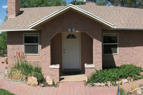 MLS: 2075088