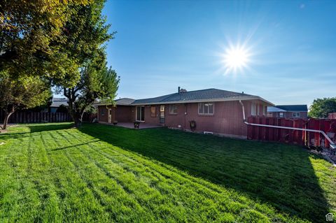 Tiny photo for 275 S 600 E, Clearfield, UT 84015 (MLS # 2113017)