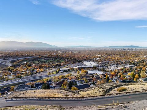 Tiny photo for 2438 S CANNON POINT DR #9, Salt Lake City, UT 84109 (MLS # 2143456)