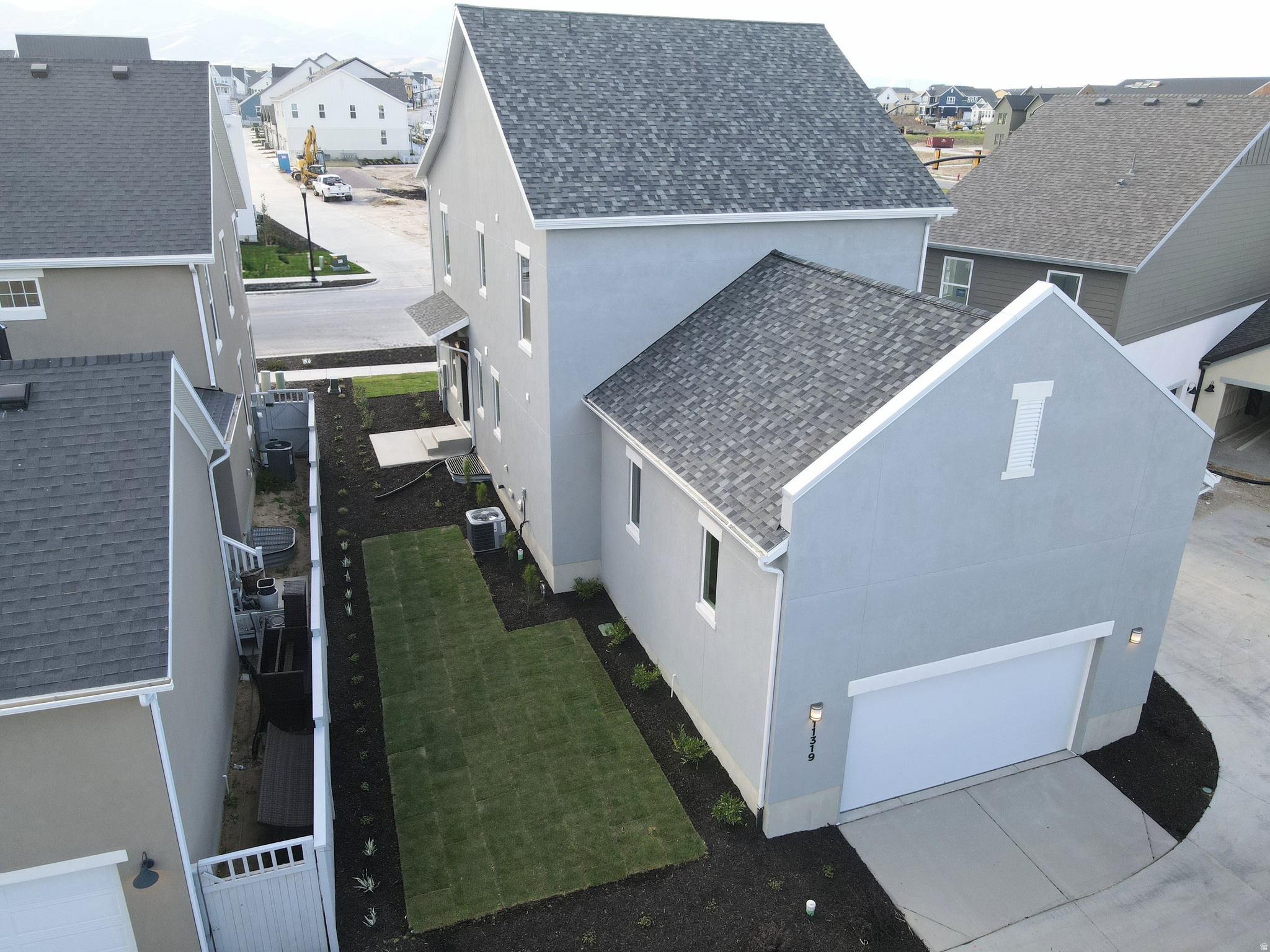 DAYBREAK - Residential