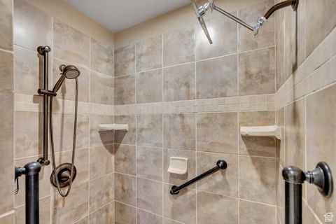 Tiny photo for 1695 E ENSIGN PL, Cottonwood Heights, UT 84121 (MLS # 2105423)