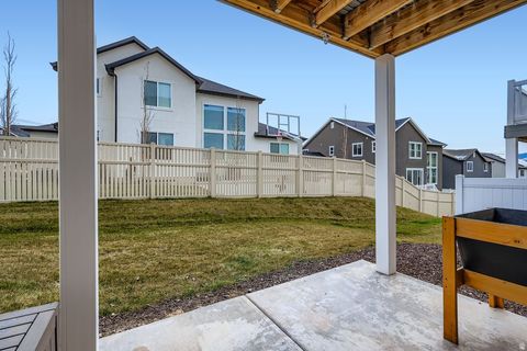 Tiny photo for 1028 N FREEMAN DR, Saratoga Springs, UT 84045 (MLS # 2125628)