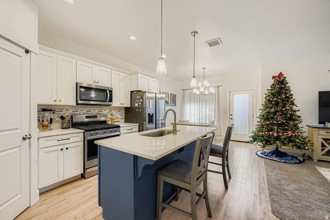 Tiny photo for 1028 N FREEMAN DR, Saratoga Springs, UT 84045 (MLS # 2125628)